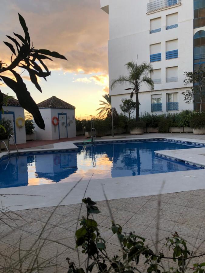 Marina Apartment Beach Estepona Exterior foto